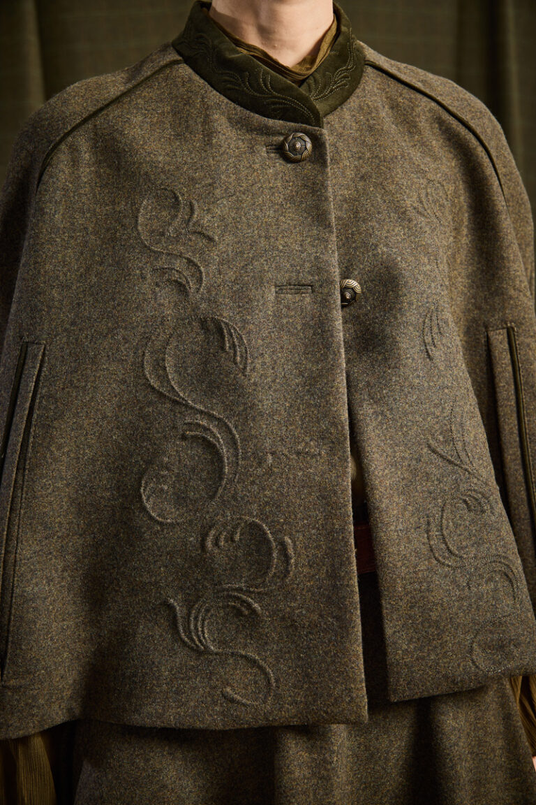 Ophelia Cape